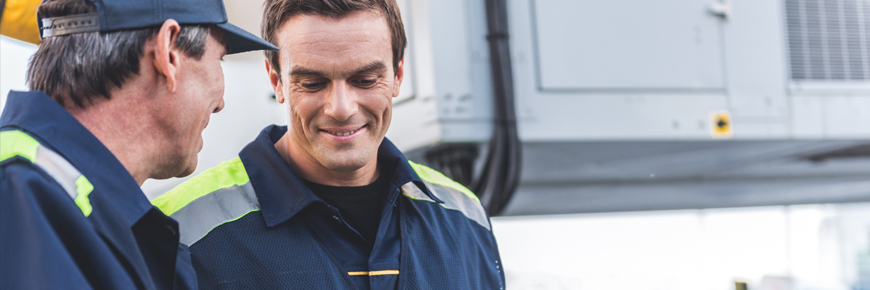 Flugtreibstoffe: Flugpetrol (Jet A-1) und Flugbenzin (AVGAS)